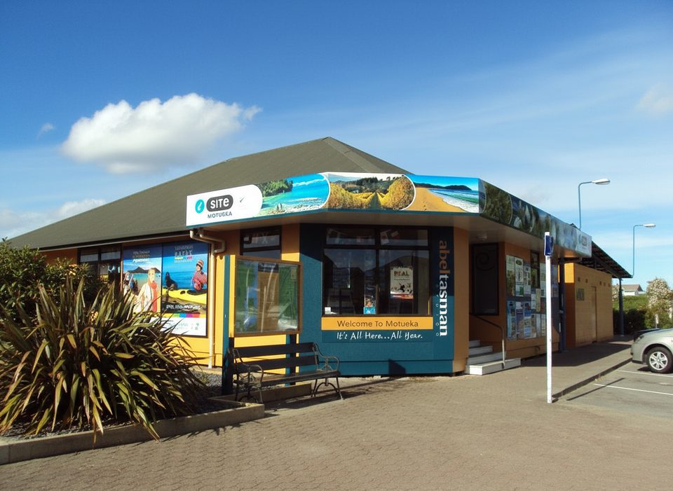 Motueka i-SITE Visitor Information Centre, Abel Tasman National Park