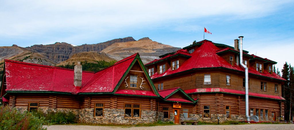 Simpson's Num-Ti-Jah Lodge, Banff National Park