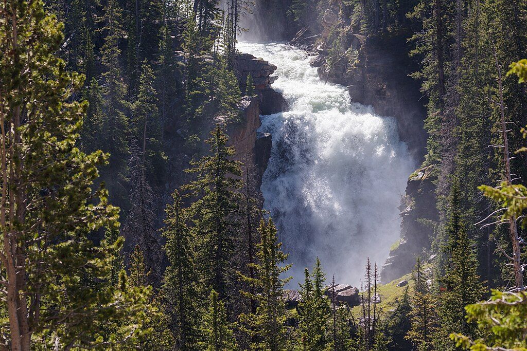 Beartooth Falls, Beartooth Highway