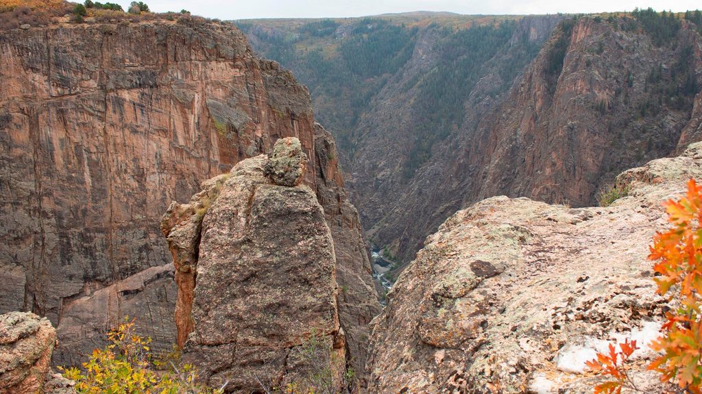Balanced Rock Overlook, Black Canyon of the Gunnison National Park