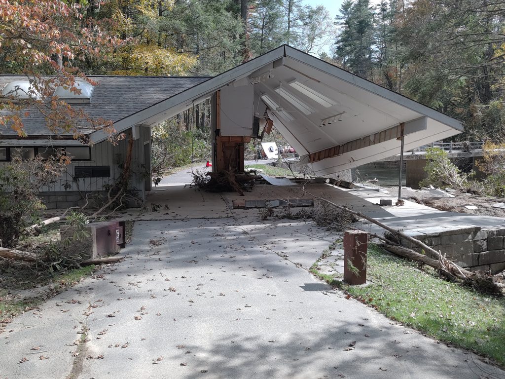 Linville Falls Visitor Center, Blue Ridge Parkway
