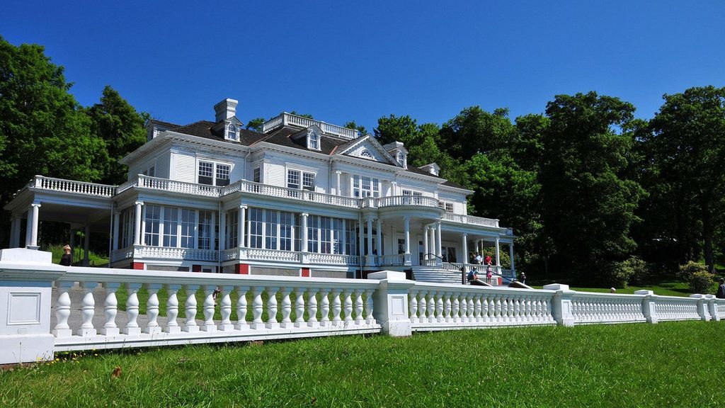 Moses H. Cone Memorial Park, Blue Ridge Parkway
