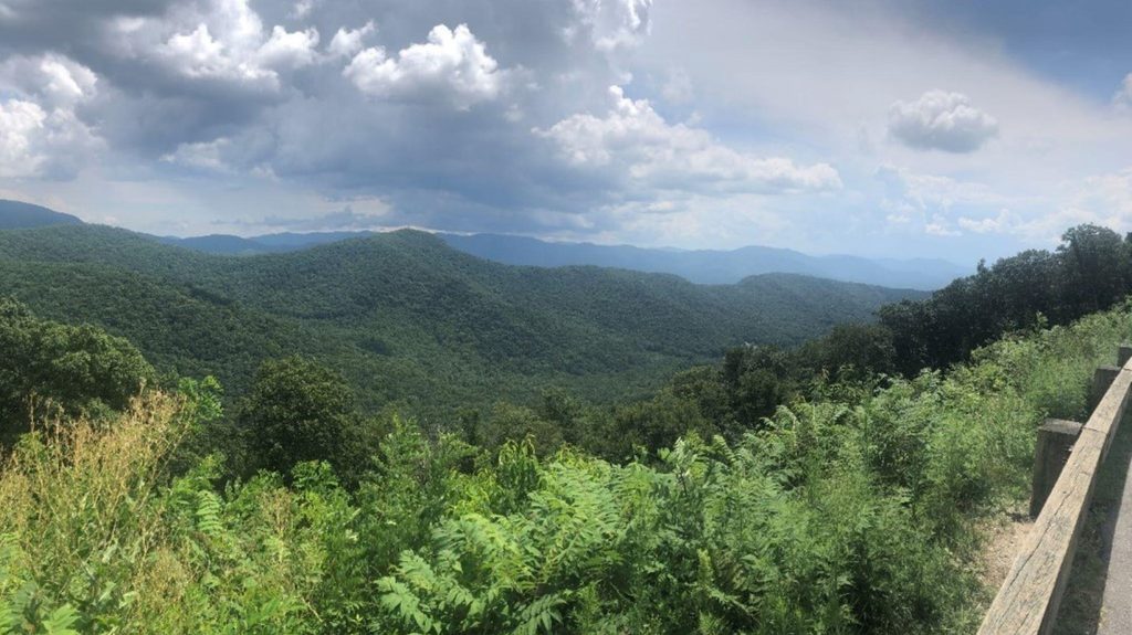 Lane Pinnacle Overlook (MP 372.1), Blue Ridge Parkway