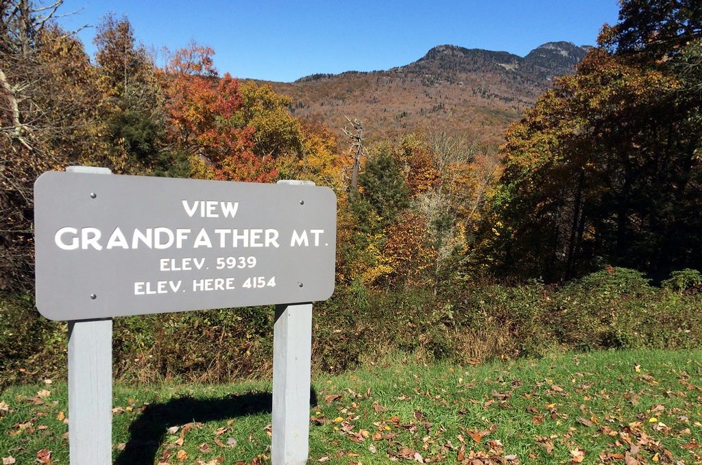 View Grandfather Mountain, Blue Ridge Parkway