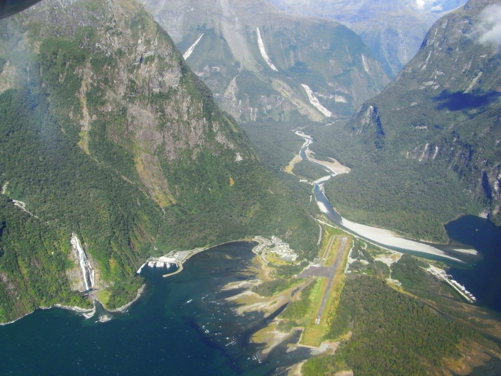 Milford Sound Airport, Fiordland National Park