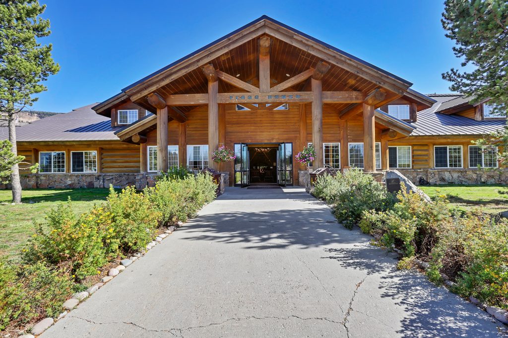 Headwaters Lodge & Cabins at Flagg Ranch, Grand Teton National Park