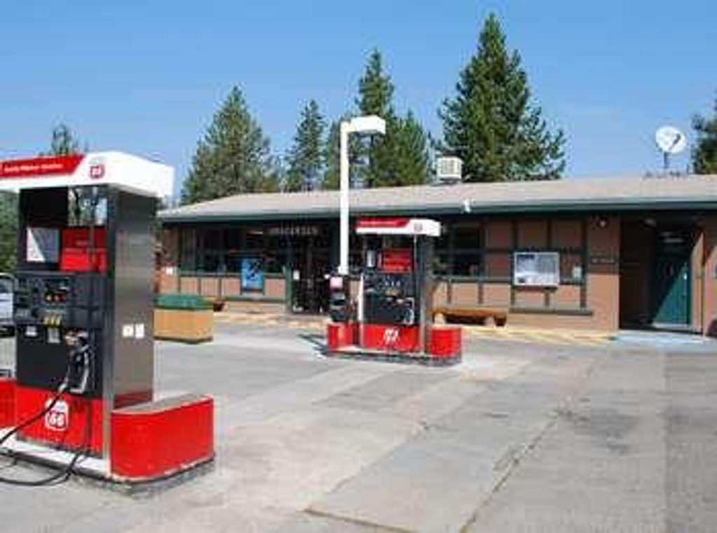 Colter Bay Convenience Store and Service Station, Grand Teton National Park