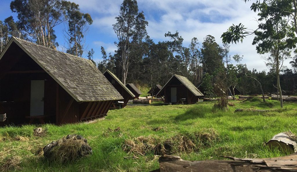 Volcano House Cabins, Hawaiʻi Volcanoes National Park