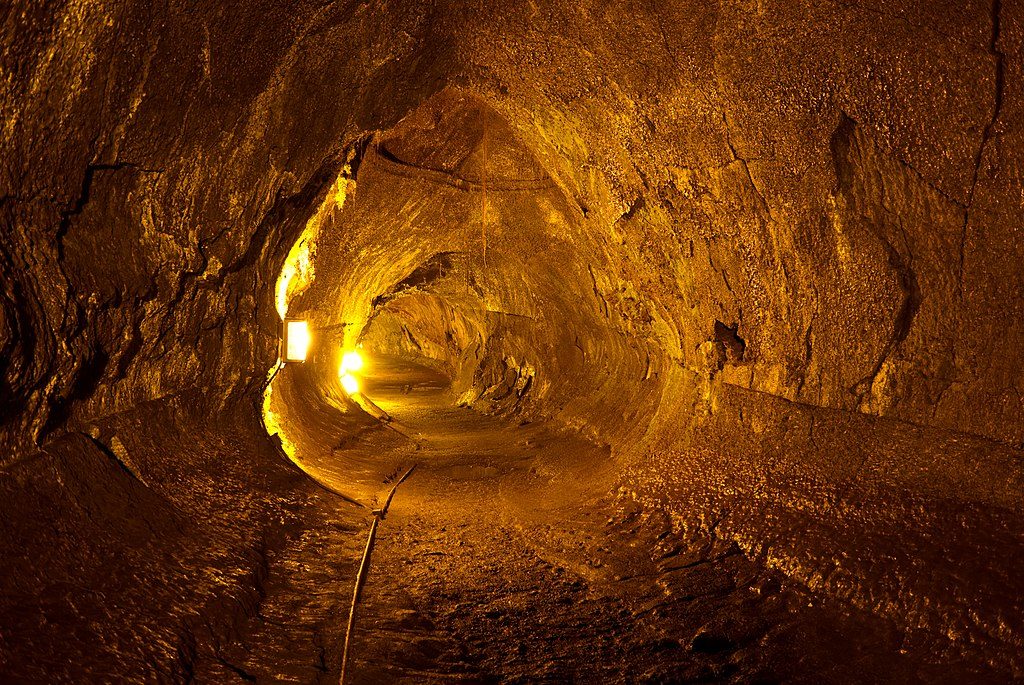 Nāhuku (Thurston Lava Tube), Hawaiʻi Volcanoes National Park