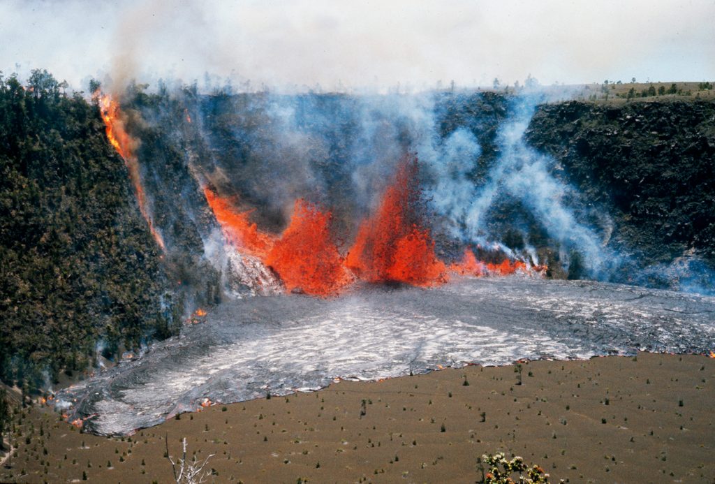 Keanakākoʻi Crater, Hawaiʻi Volcanoes National Park