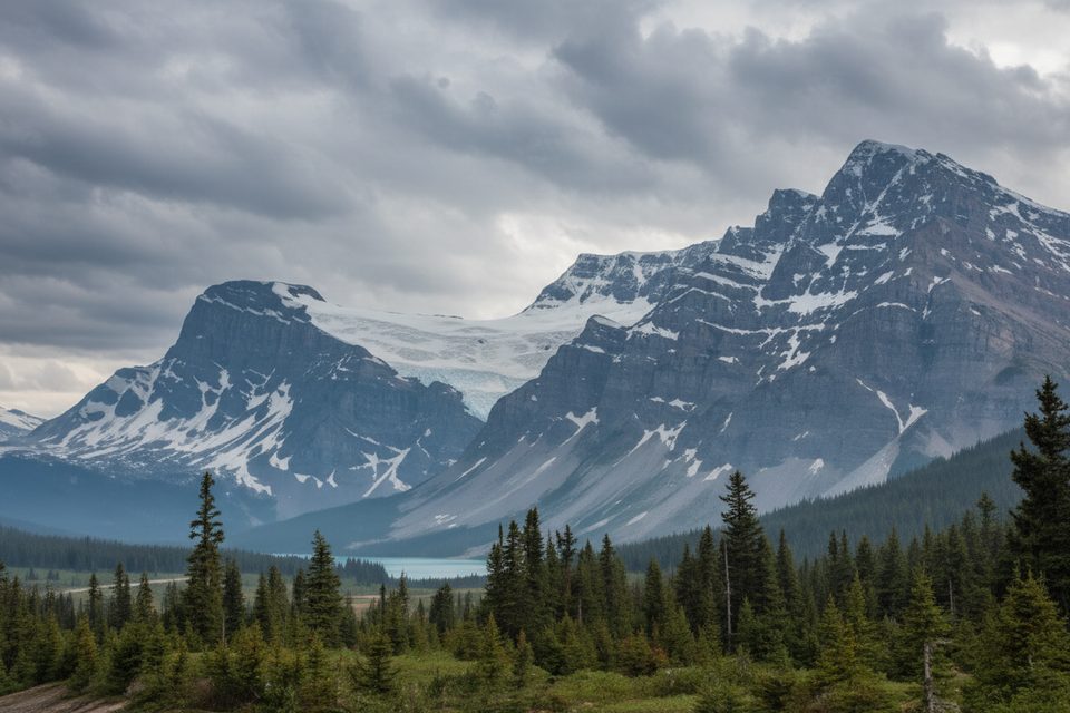 Crowfoot Glacier Viewpoint, Icefields Parkway (Highway 93)