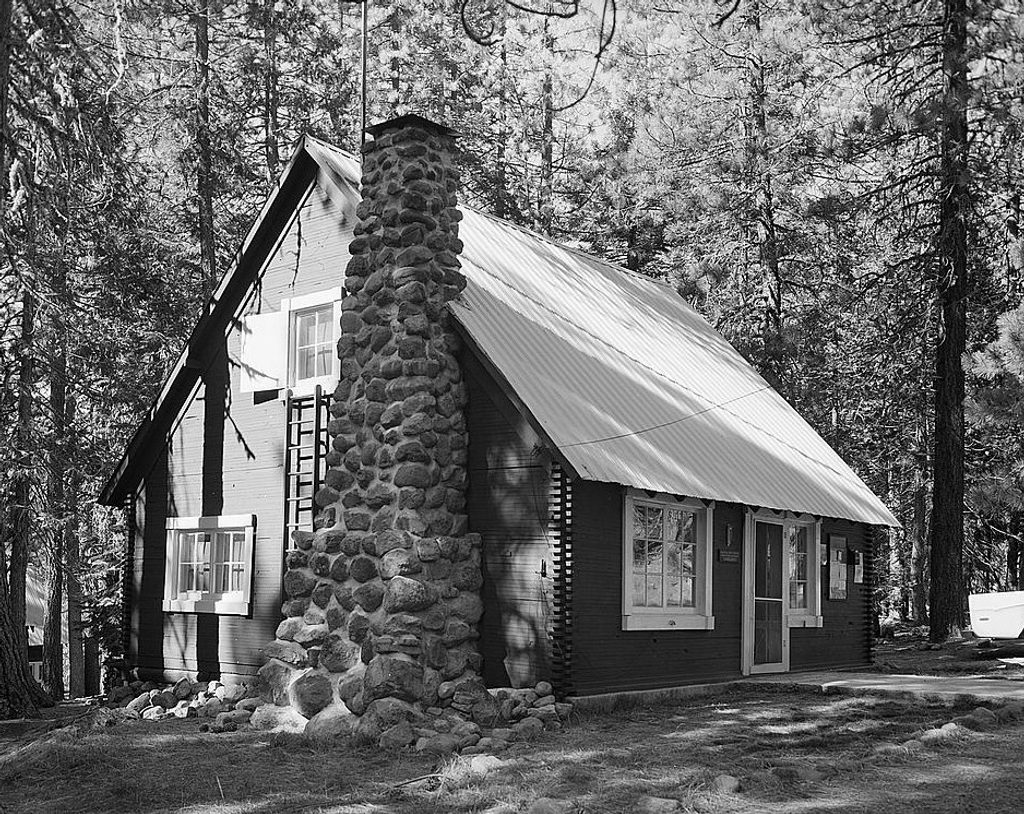 Warner Valley Ranger Station, Lassen Volcanic National Park