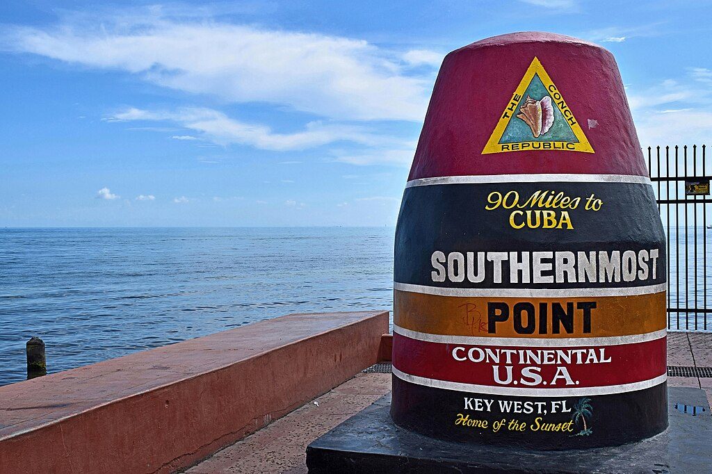 Southernmost Point Buoy, Overseas Highway