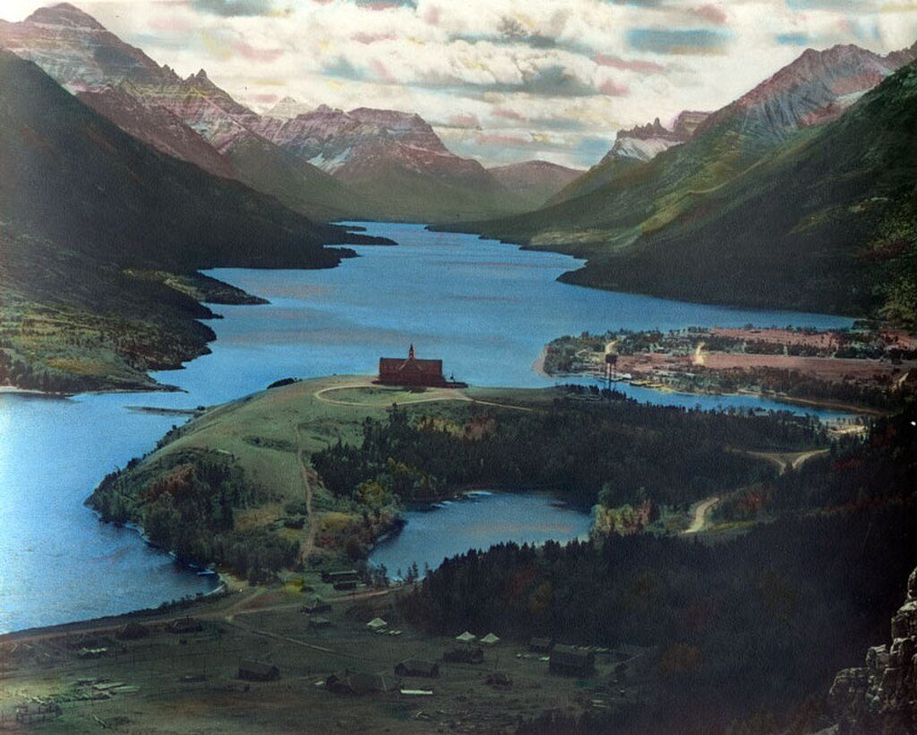 Prince of Wales Hotel Viewpoint, Waterton Lakes National Park