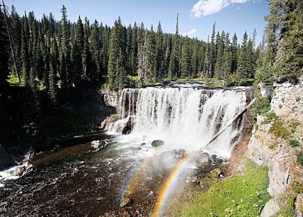 Iris Falls, Yellowstone National Park