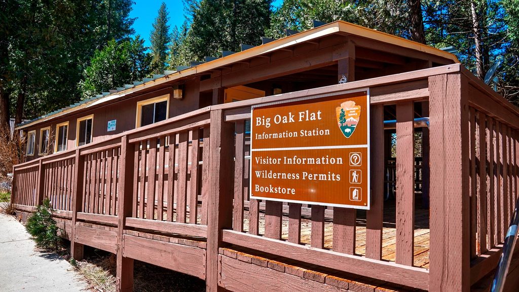 Big Oak Flat Information Station, Yosemite National Park