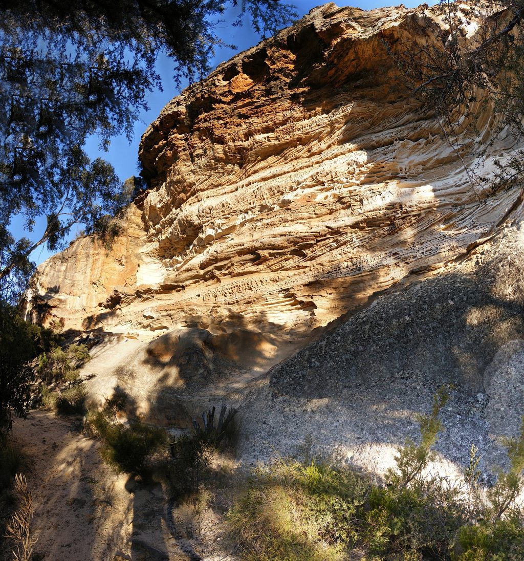 Wind Eroded Cave, Blue Mountains National Park