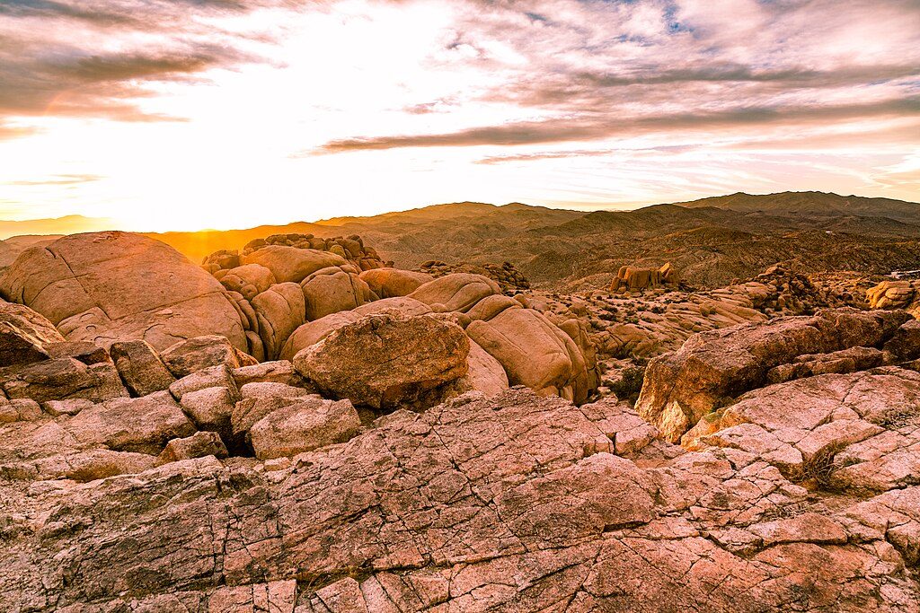 Mastodon Peak Loop Trail, Joshua Tree National Park