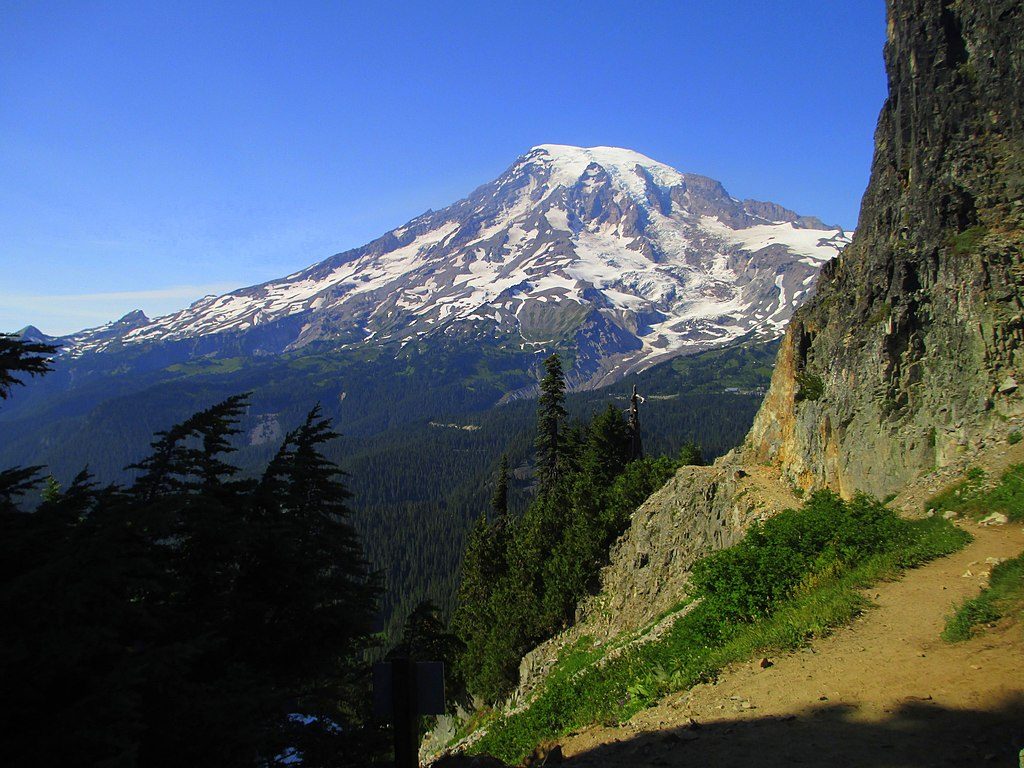 Pinnacle Saddle Trail, Mount Rainier National Park