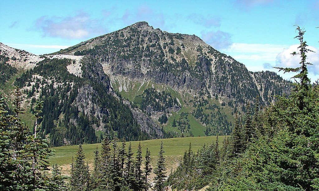 Skyscraper Mountain Trail, Mount Rainier National Park