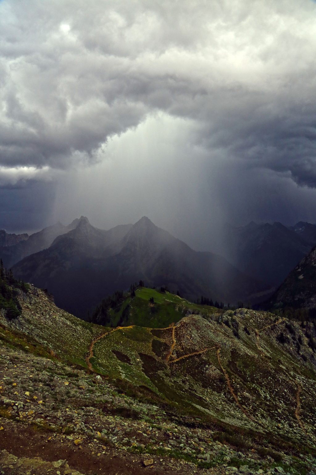 Heather-Maple Pass Loop, North Cascades National Park