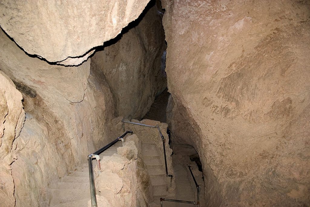 Bear Gulch Cave Trail, Pinnacles National Park