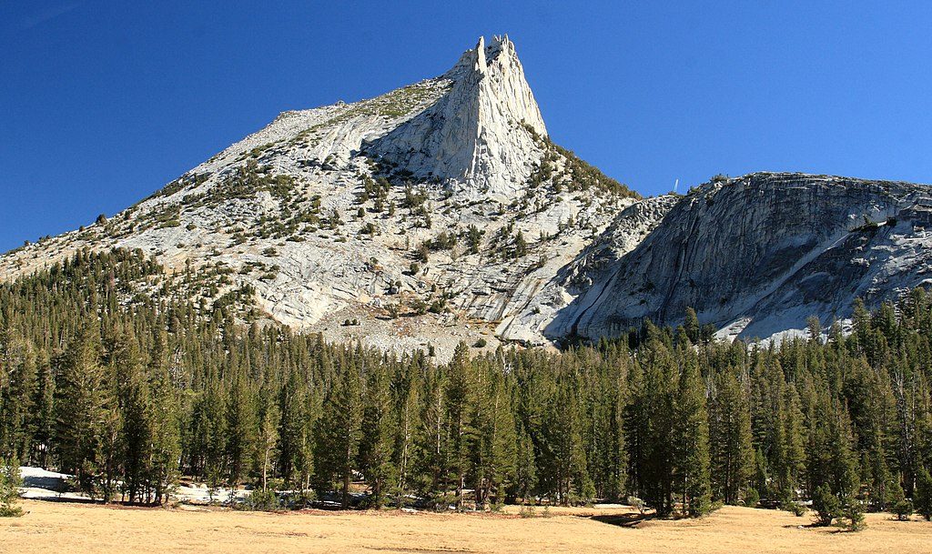 Lower Cathedral Lake Trail, Yosemite National Park